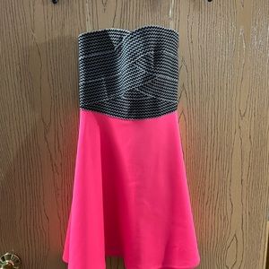 Trixxie party dress